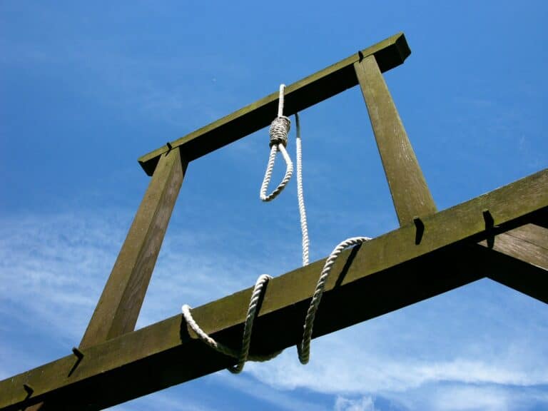 gallows with rope