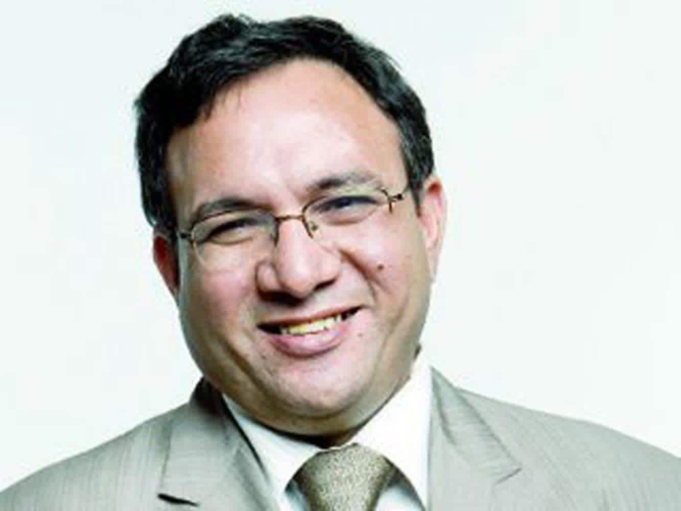 Dr. Amar